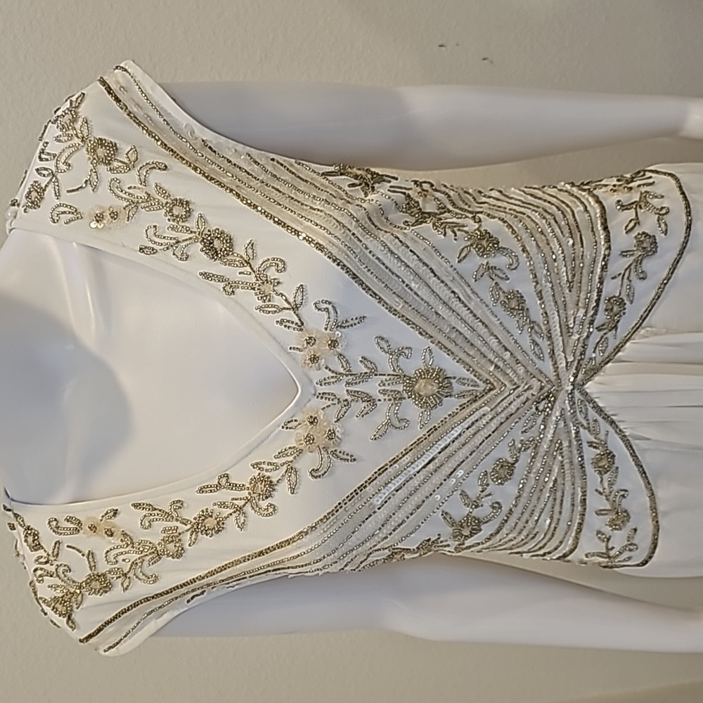 Alex Evening white with gold beading Size 12  Sleeveless V-Neck NWT